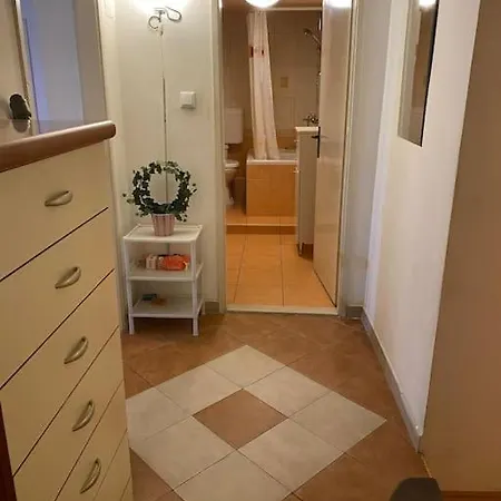 Cozy & Quiet Studio With A Garden Apartment Split
